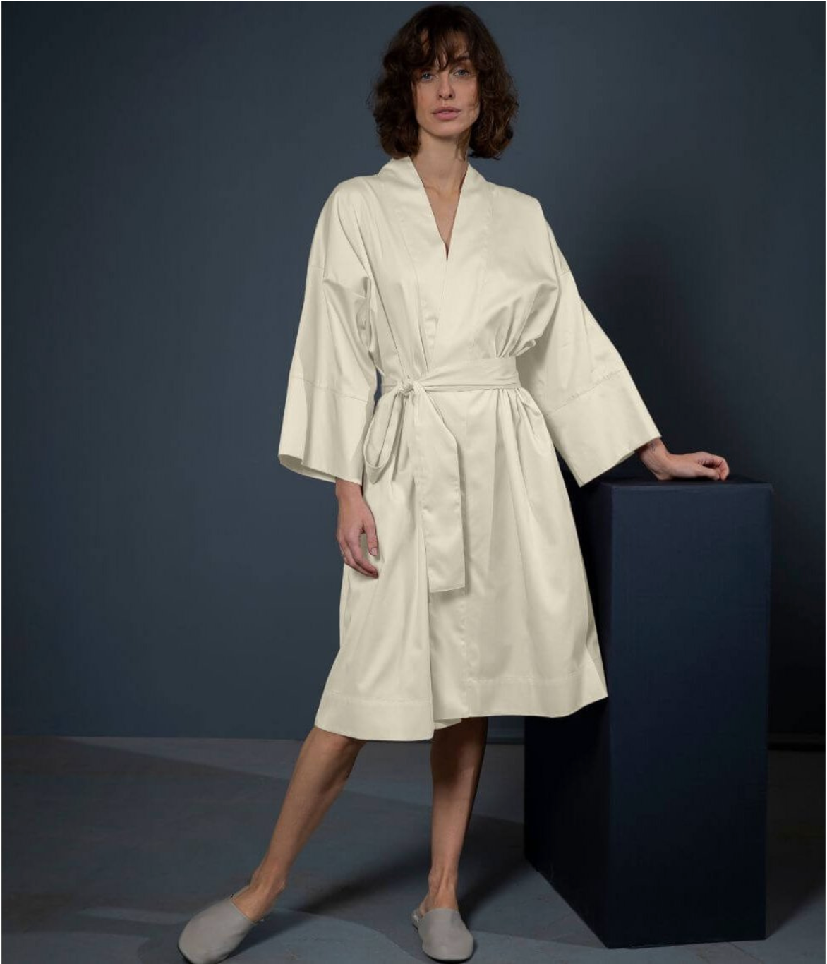 Satin kimono bathrobe Plain Antique White